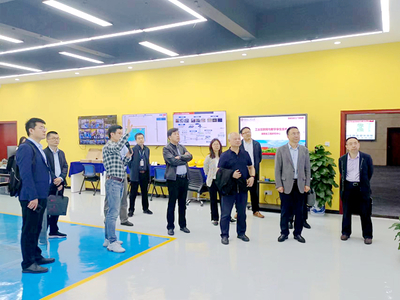 數字文創賦能，共筑湘江實驗室新篇章——何繼善、范國濱院士一行蒞臨我校共商發展大計